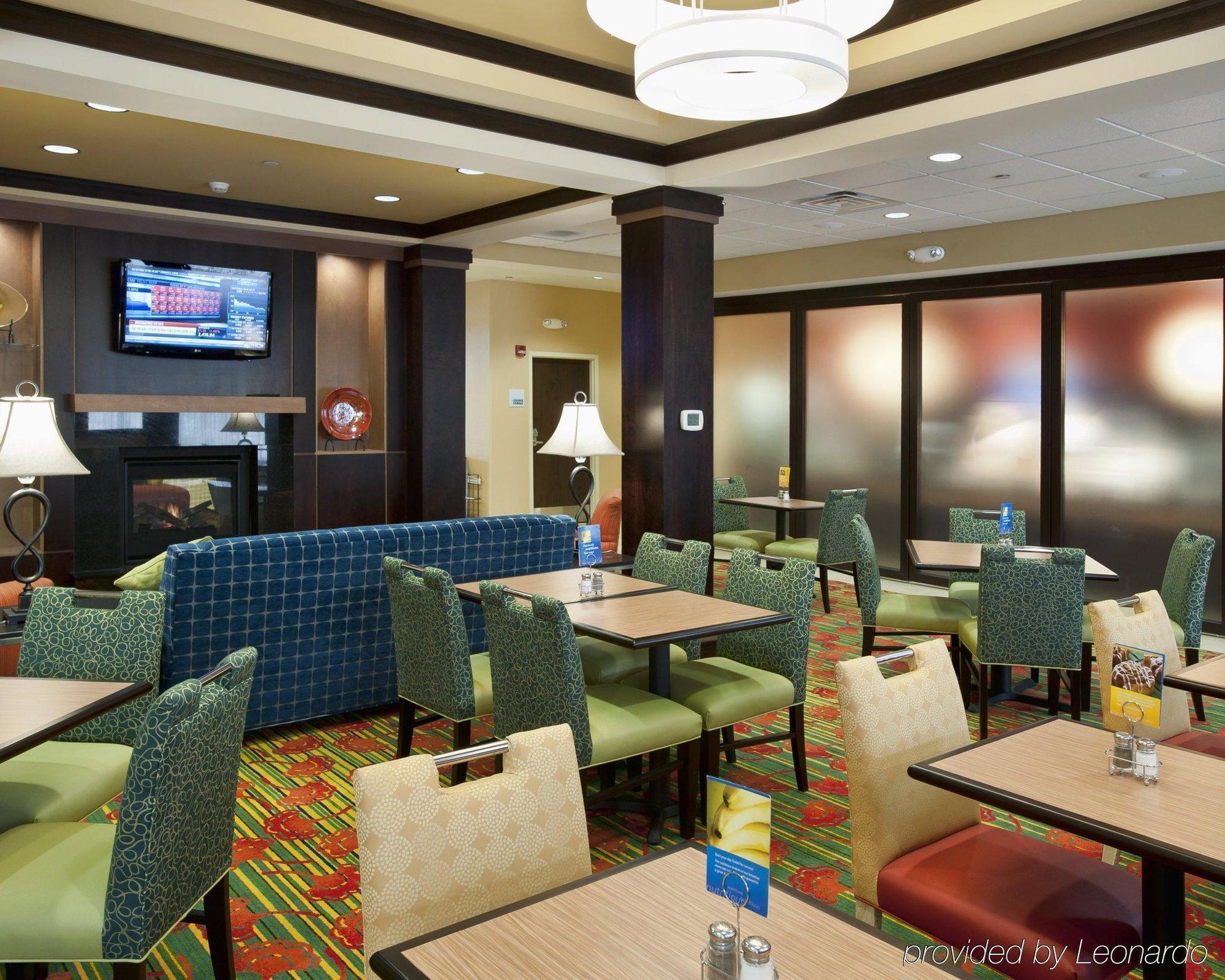 Holiday Inn Express & Suites Dayton South - I-675, An Ihg Hotel Shanersville Restaurant photo